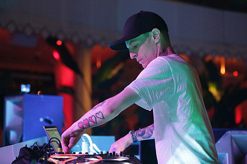 9.1.12_-_Deadmau5_at_Tryst_Nightclub_2