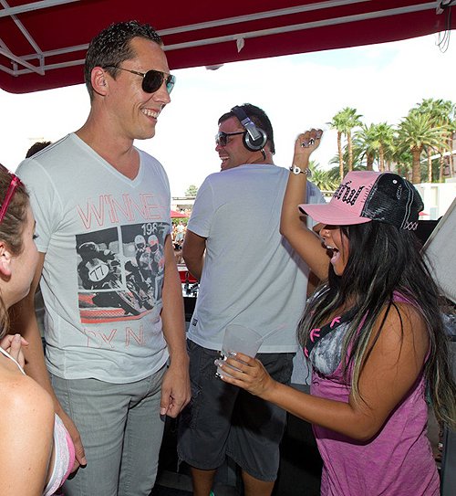 Tiesto_Snooki_WET_REPUBLIC_9.3.11
