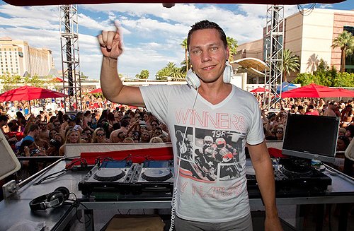 Tiesto_WET_REPUBLIC_9.3.11