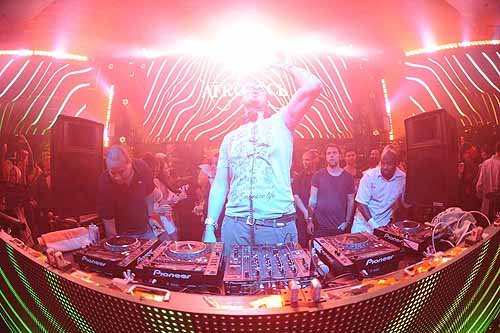 XS_-_Labor_Day_-_Afrojack