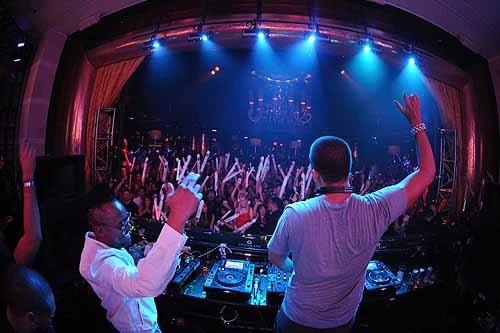 XS_-_Labor_Day_-_will.i.am_Afrojack