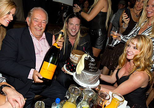 Blush_Robin_Leach_Cake