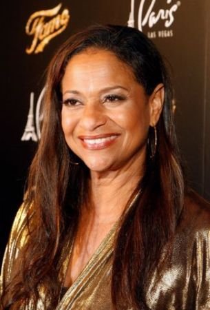 DebbieAllen90113702EM008_Fame_Screenin1