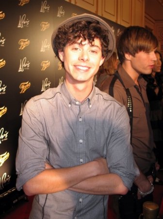 fame-red-carpet-Paul-Iacono-035