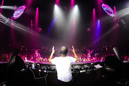 DJ Erick Morillo returned to LiFE Nightclub for his official residency  Powers Imagery