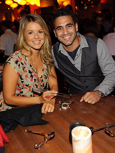 Ali_Fedotowsky_and_Roberto_Martinez_at_TAO