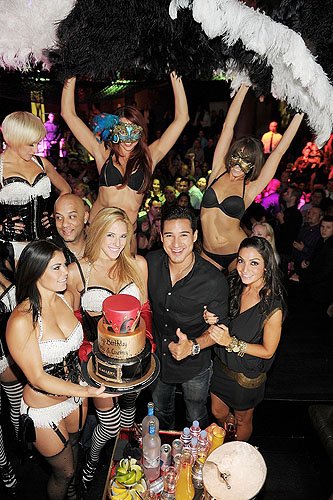 Mario_and_Courtney_with_Pussycat_Dolls