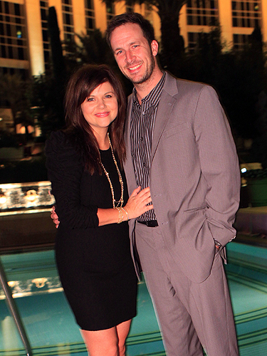 Tiffani_Thiessen_and_Brady_Smith_Posed_2