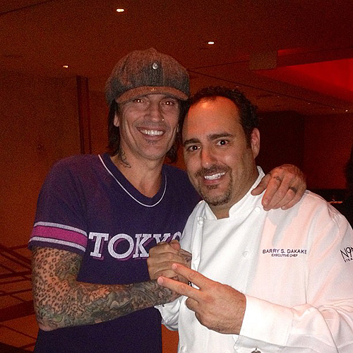 Tommy_Lee_with_Chef_Barry_at_N9NE_Steakhouse_10.13.12