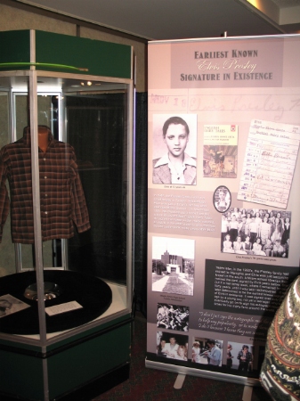 Kings_Ransom_Elvis_Presley_exhibit_Imperial_Palace_Las_Vegas_016