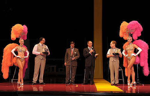 105461032DT032_Penn_Teller_