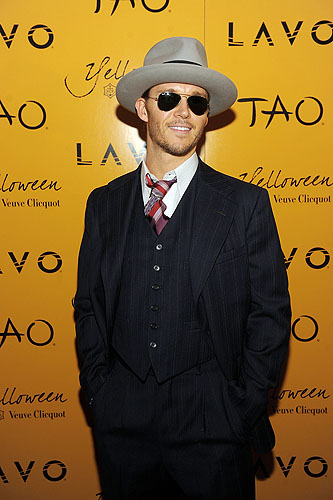 Ryan_Kwanten_hosts_Veuve_Clicquots_Yelloween_at_TAO_Las_Vegas
