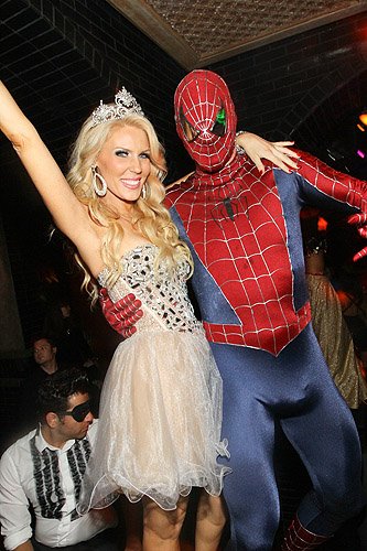 Gretchen_Rossi_Slade_Smiley_at_LAVO