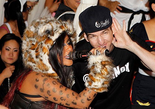 Snooki_Danny_Boy_of_HardNox_PURE_Nightclub_Mic_10.29.11