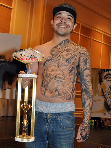 The_Biggest_Tattoo_Show_on_Earth_2012_16829