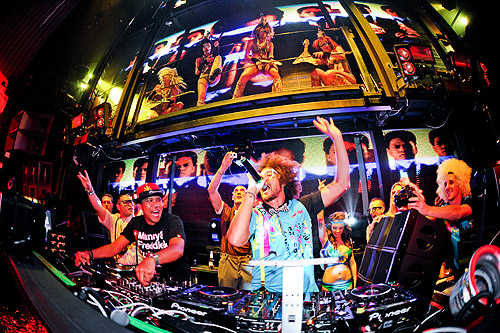 Redfoo_and_DJ_Chuckie_Marquee