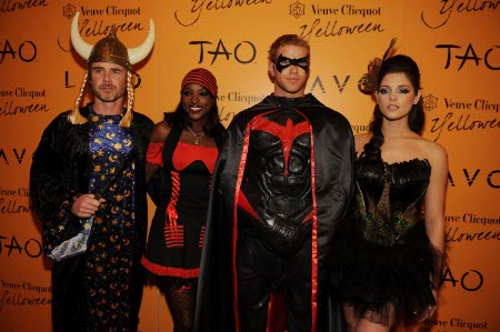 inaWesleyKellanLutzAshleyGreeneatYelloweenatTAOandLAVO