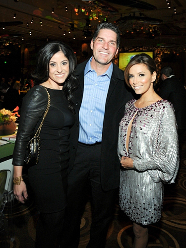 Shannon_and_Bill_McBeath_with_Eva_Longoria-Parker_at_Nevada_Cancer_Institutes_Rock_for_the_Cure_Las_Vegas_11.11.10