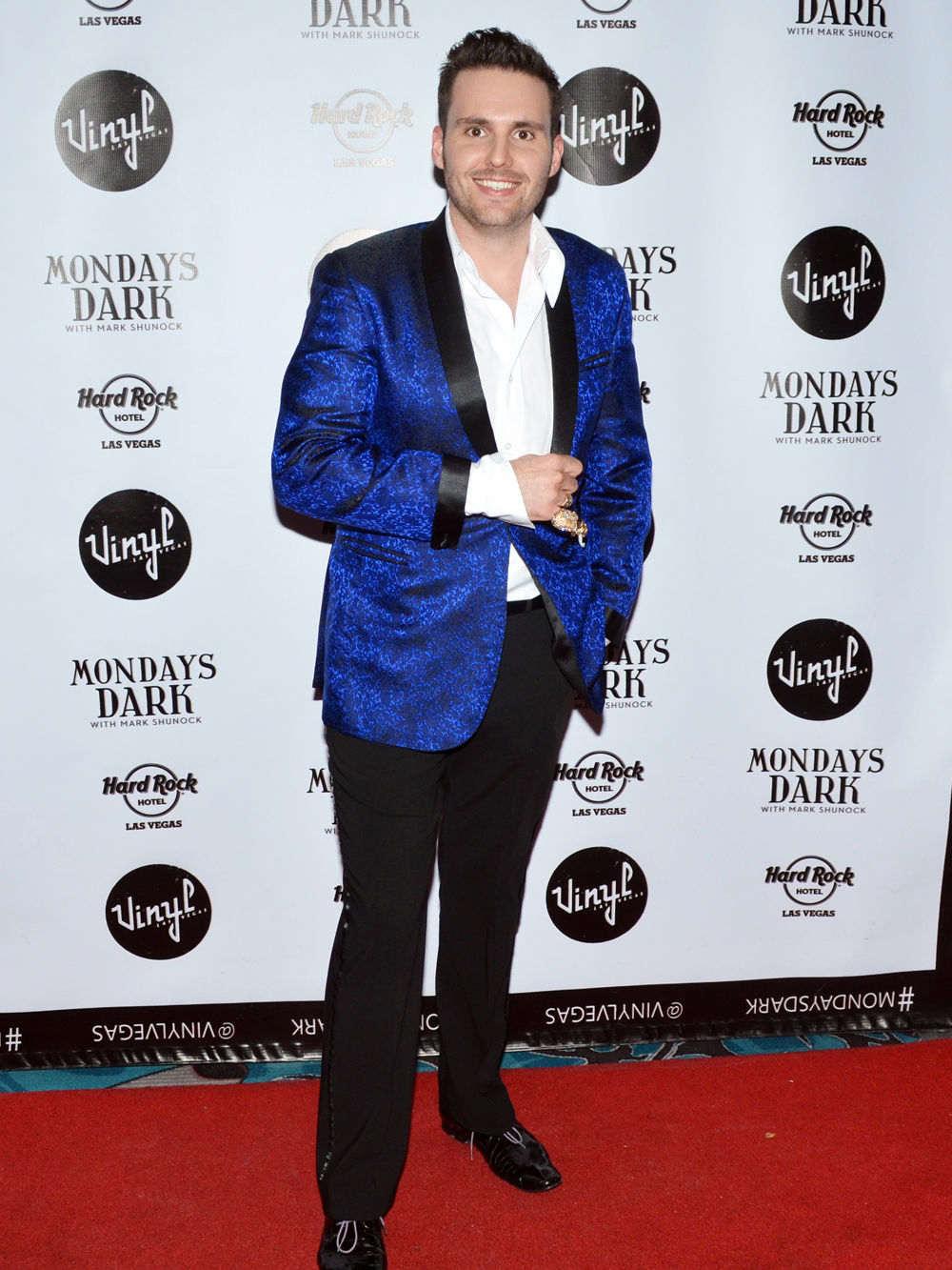 PIP Mondays Dark 13 62940