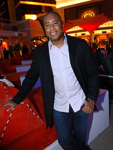 Surrender_Bernie_Williams