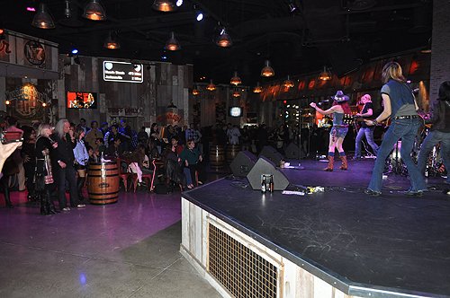 Lynyrd_Skynyrd_11216