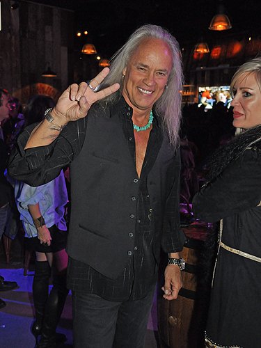 Lynyrd_Skynyrd_11217
