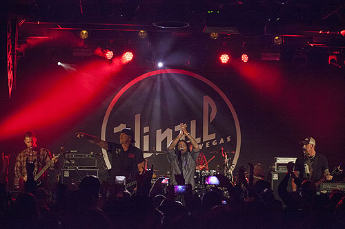 12.31.14 Sevendust Viny Linda Evans 4