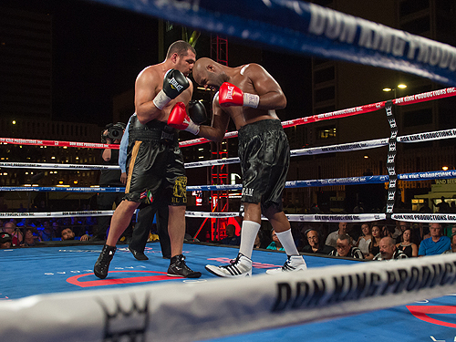 Bryan vs. Rossy fight at Heavyweight Extravaganza