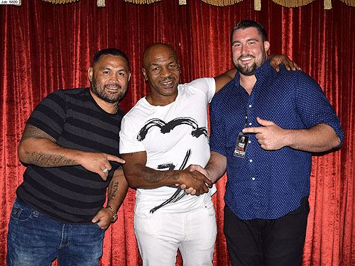 Mark Hunt and Sam Brenner