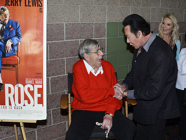 Jerry Lewis and Wayne Newton 1254