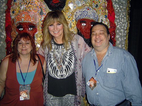 Jennifer Nettles with Patty Fantasia and her fiance Jeff Grinstein at the HOB