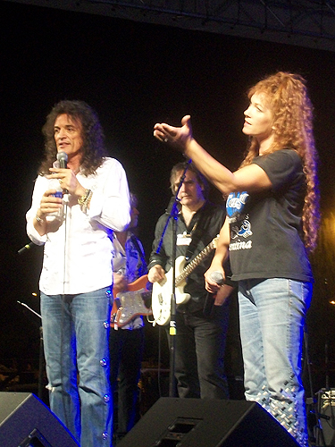 Laurie_and_the_Heat_082